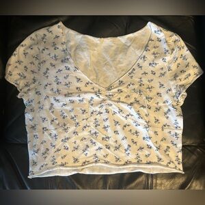 SHEIN White and Blue Floral Crop Top